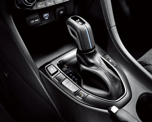 Oil-resistant Nitrile Butadiene Rubber (NBR) continues to drive industrial sealing and automotive component applications.